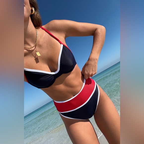 BEACH RIOT Carlotta Colorblock High waist Bikini Bottom, size Medium, $108 - Picture 7 of 10